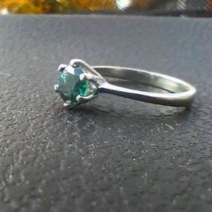 1.15 CT Alexandrite Ring Sterling silver (Sold